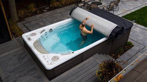13FFP Rollaway Swim Spa Cover